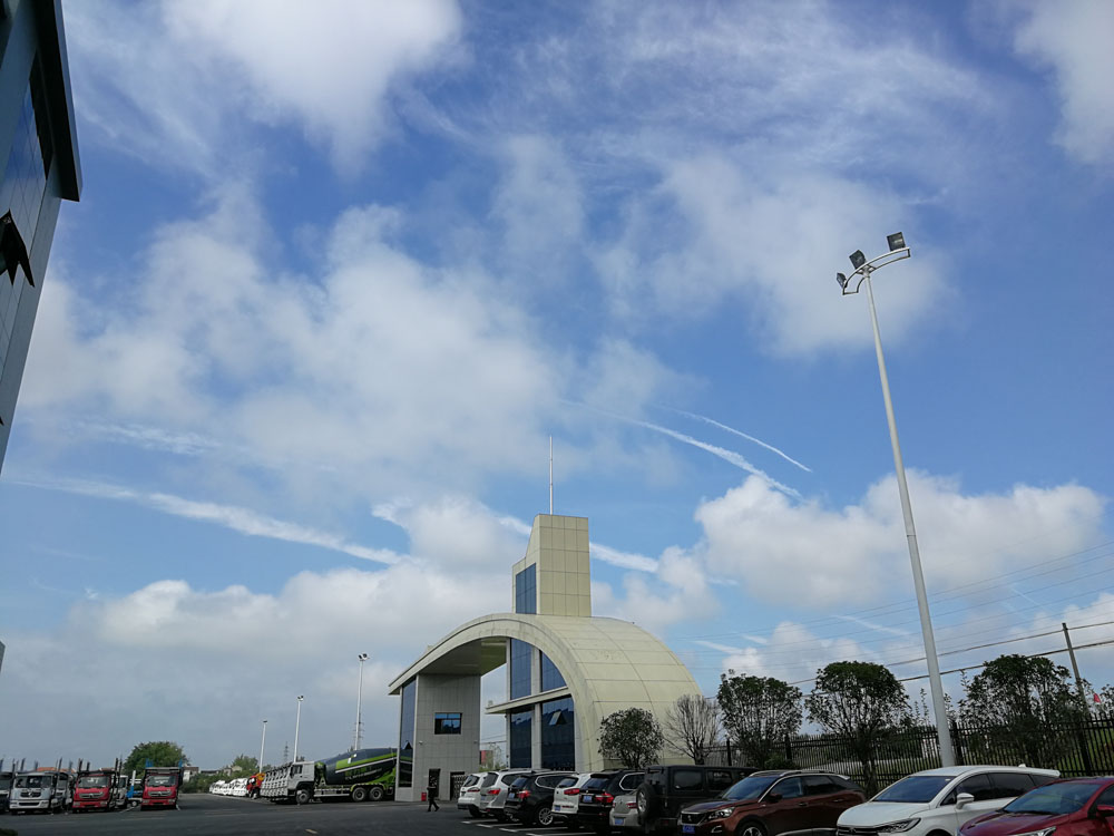 程力重工產品“精工制造、精益求精”——外貿出口客商不期而至,訂單紛至踏來