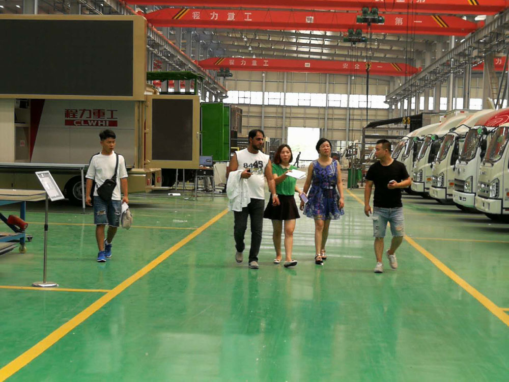 程力重工產品“精工制造、精益求精”——外貿出口客商不期而至,訂單紛至踏來