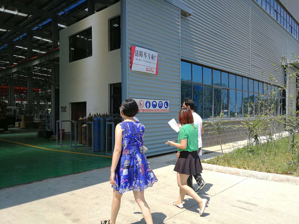 程力重工產品“精工制造、精益求精”——外貿出口客商不期而至,訂單紛至踏來