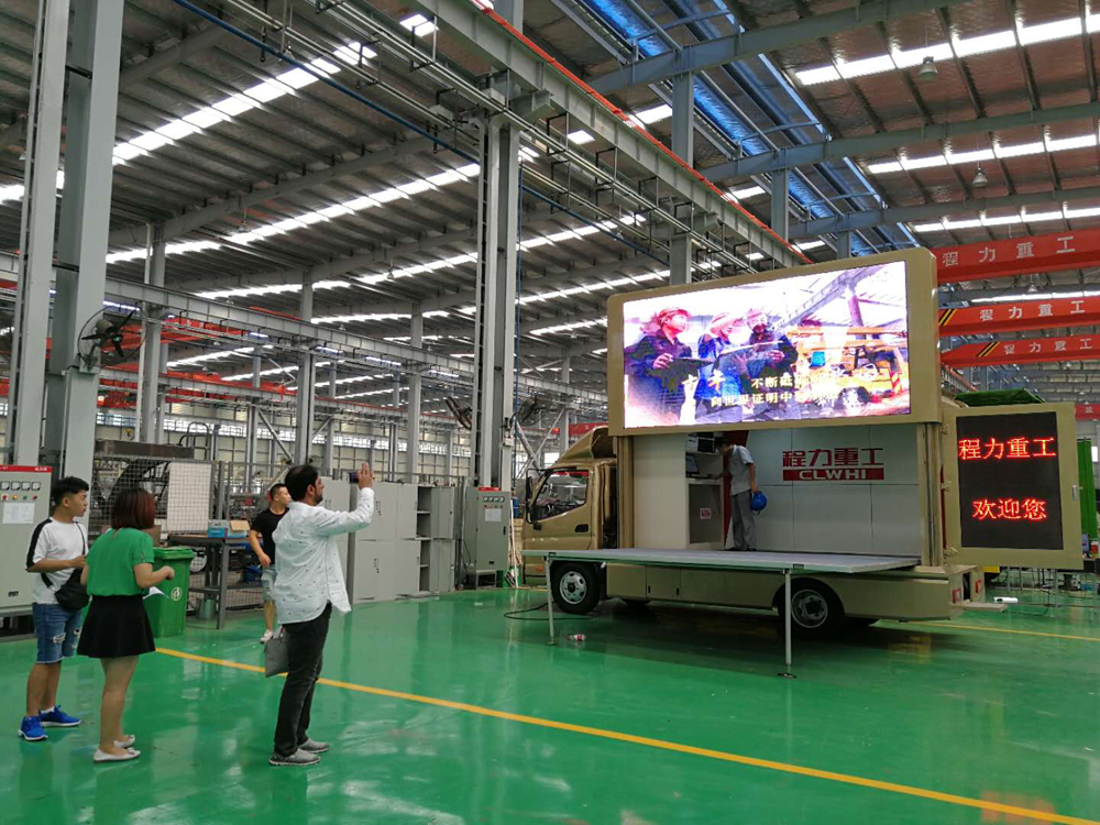 程力重工產品“精工制造、精益求精”——外貿出口客商不期而至,訂單紛至踏來